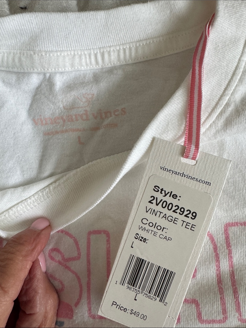 Vineyard Vines Cropped Over-size White Tee with Pink & Light Blue Palm Graphic - Picture 2 of 2